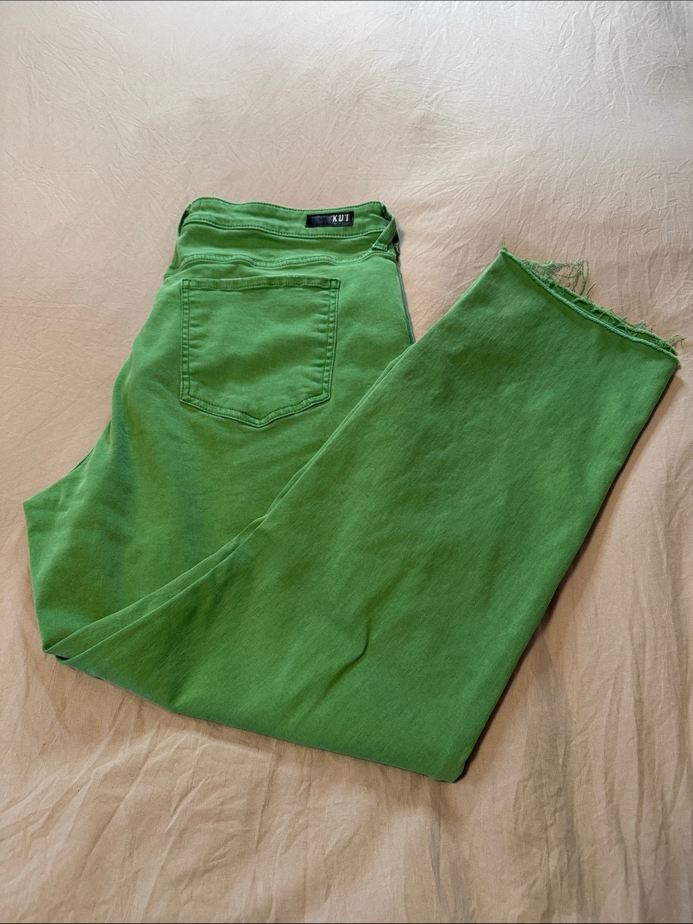 Kut from the Kloth Bright Green Cropped Pants (13) - Picture 1 of 8